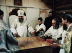 Освящение зимнего храма в честь иконы Божией Матери *Утоли моя печали*, совершенное епископом Видновским Тихоном 12 марта 2002 года