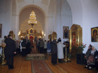 Александро-Невский  женский монастырь. Перед архиерейской службой в соборе Александра Невского