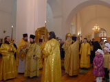 Александро-Невский женский монастырь, праздничное богослужение